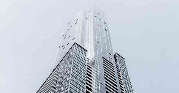 智能机器人爬摔 机器人摔跤了怎么办