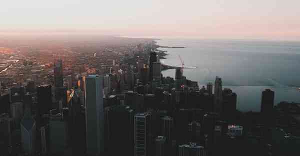 普渡智能服务型机器人