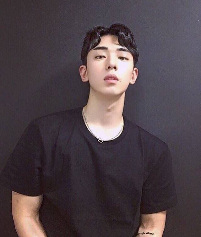 温宝健宏