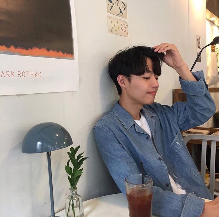 单勤文仁