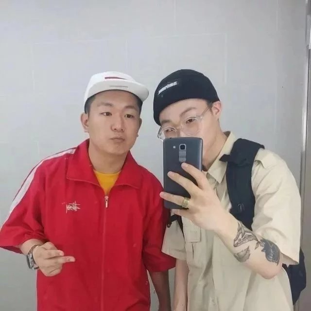冯伯若苛
