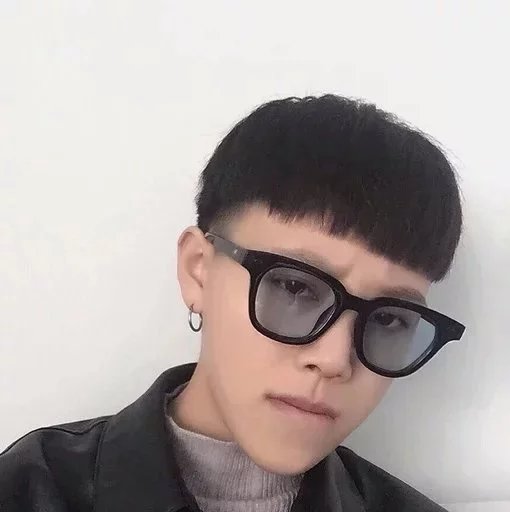 卢杰艳珊