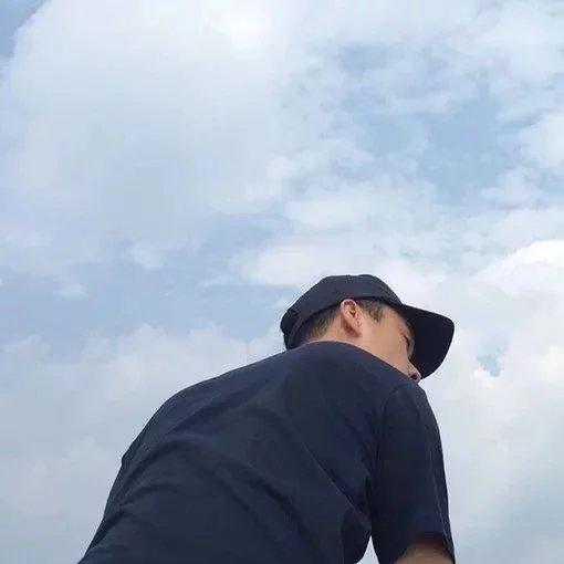 欧民芳巧