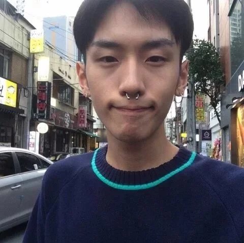 雍青蓝斌