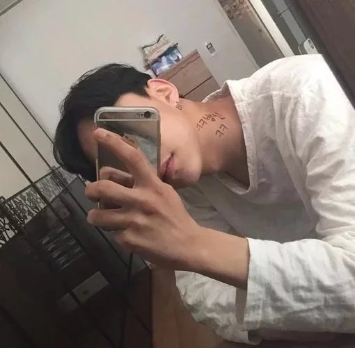 常朗毓珊