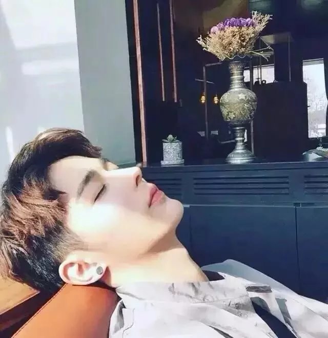 潘绿勤欣