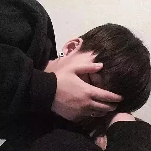甄安先兰
