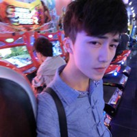 窦蓝榕烁